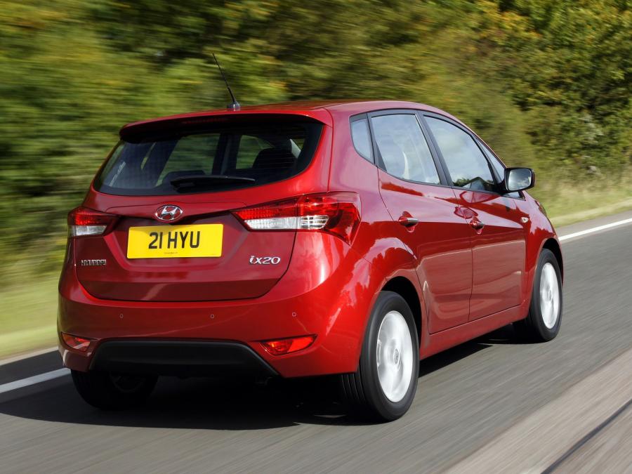  Hyundai ix20 2010 года  (UK) (фото 15 из 31)